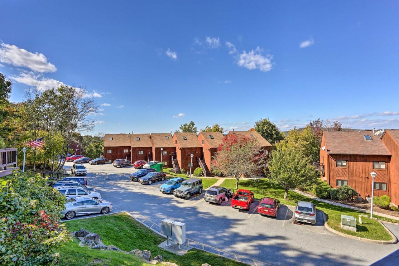 Vernon Township Condo - Walk to Ski Resort! Esterno foto